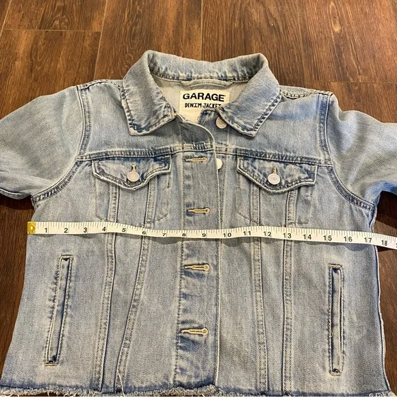 Distressed denim jacket - Picture 12 of 14